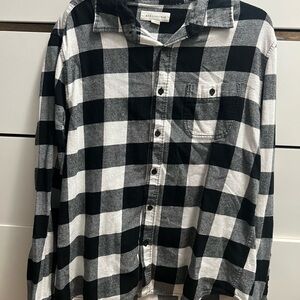 Aeropostale Black and White Checkered Flannel